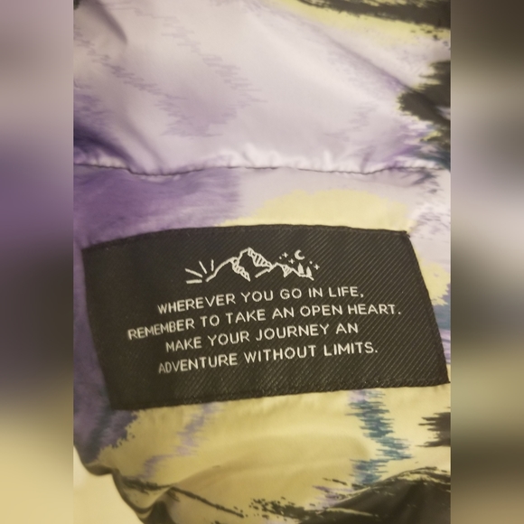 Sz 4 Torrid Happy Camper Active Zip Jacket - Picture 10 of 13